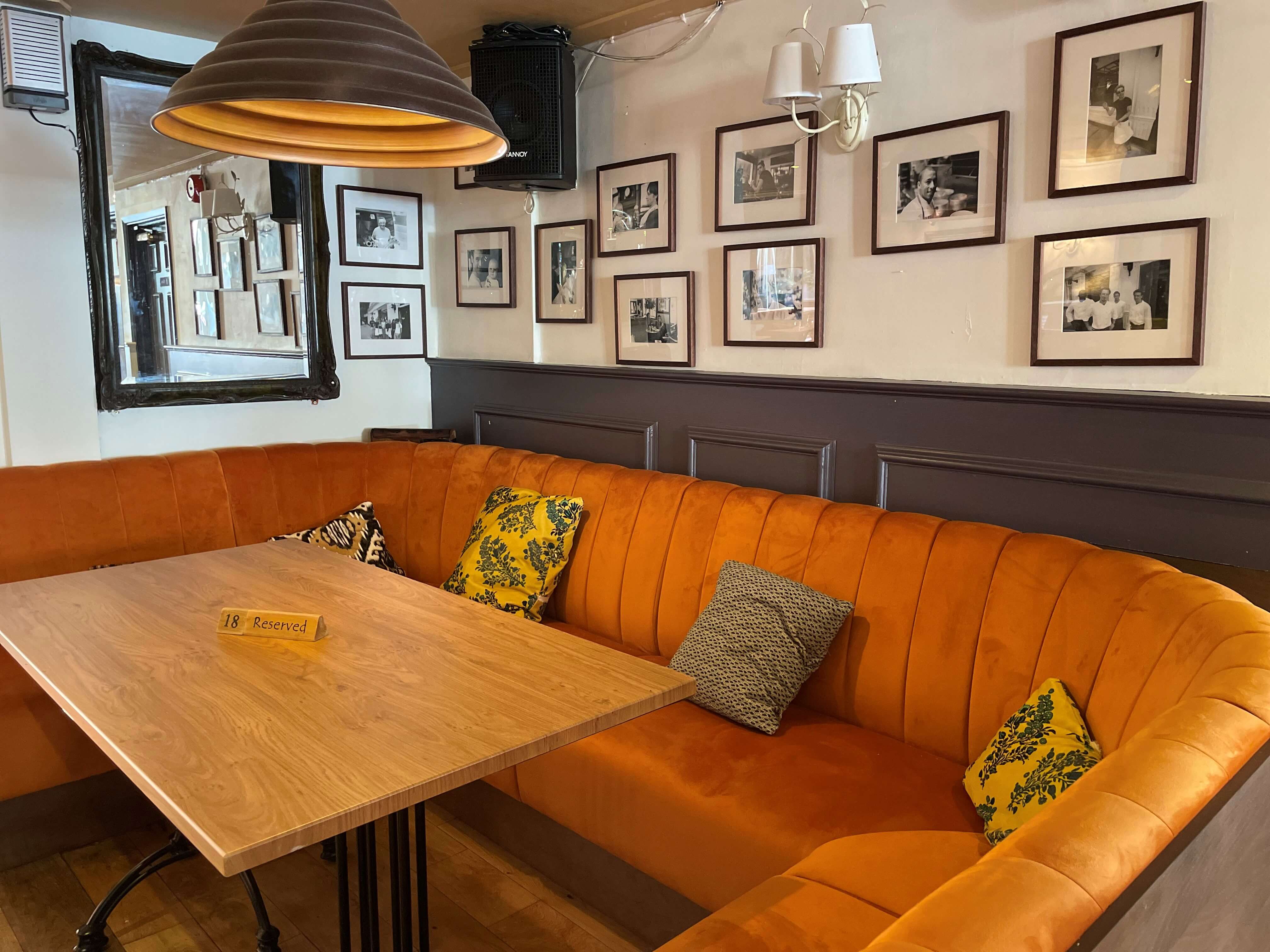 The Hampshire 6