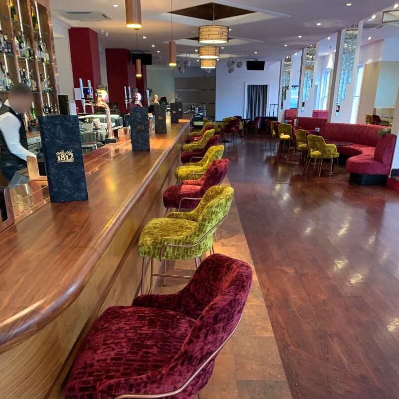 Free Standing Bar Stools